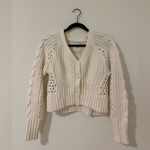 Abercrombie & Fitch cropped cable cardigan sweater - XS - cream